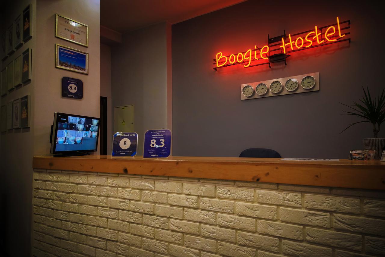 Glow Hostelヴロツワフ エクステリア 写真